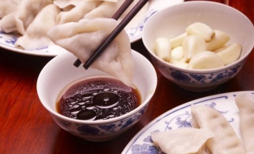 食醋有什么功效?食醋可减少结石的发生率