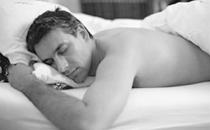 男性裸睡益处多 可提高生育能力