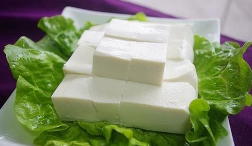 豆腐加蛋黄补钙多 4种方法吃豆腐更有营养