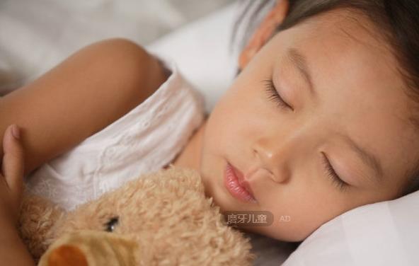 儿童磨牙