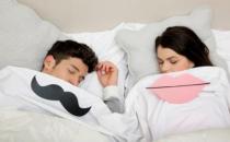 晚上面对面睡觉不利于健康