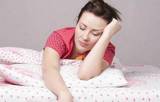 睡得少容易得肠胃疾病
