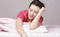 睡得少容易得肠胃疾病