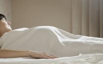 孕妇梦见下雨意味着什么