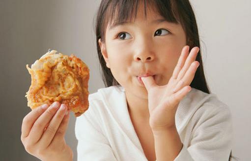 小孩饮食禁忌：缺少主食影响大脑发育