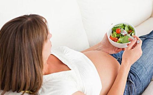 孕妇补充维生素越多越好吗？