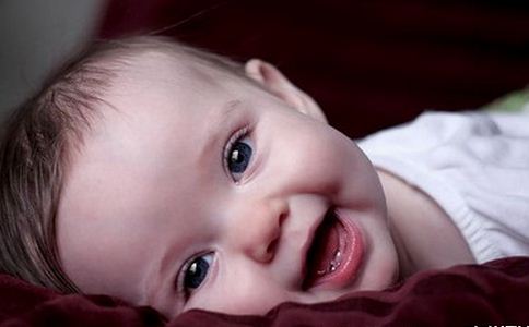 让宝宝穿得保暖又舒适 冬季宝宝户外穿衣指南