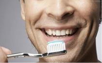 男性不经常刷牙易阳痿？