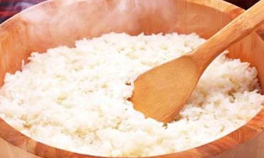 蒸米饭粘锅怎么办?蒸米饭的3大误区