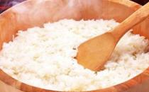 蒸米饭粘锅怎么办？蒸米饭的3大误区