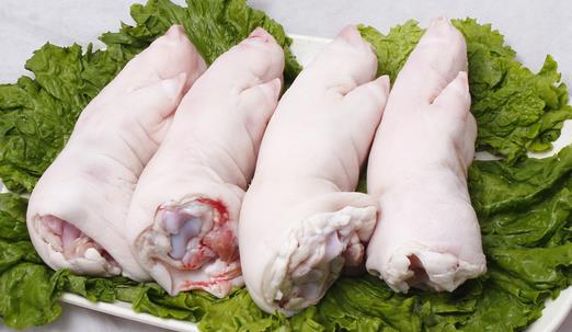 处理好的颜色白净猪蹄 可能泡过化学药水