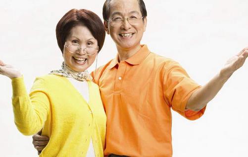 老人如何自我检查周围血管病