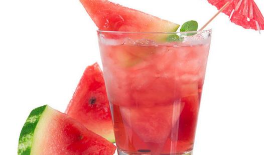 感冒发烧吃什么好的快？