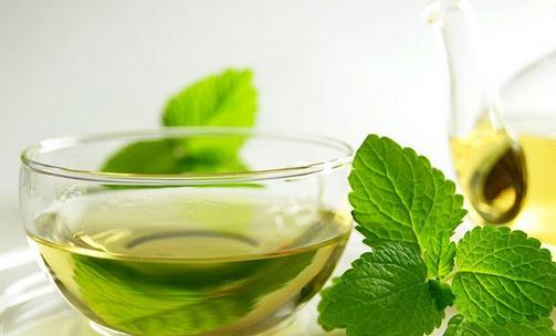 孩子多喝绿茶患流感几率减半