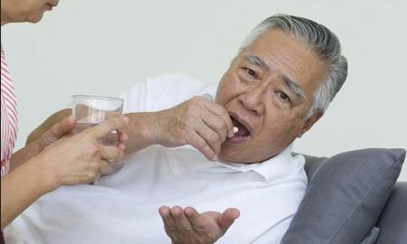 老人吃降脂药的5大错误方法