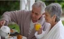 老人冬季注意三个“多吃”