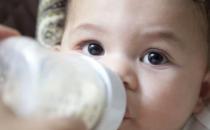 如何给自己的宝宝冲奶粉