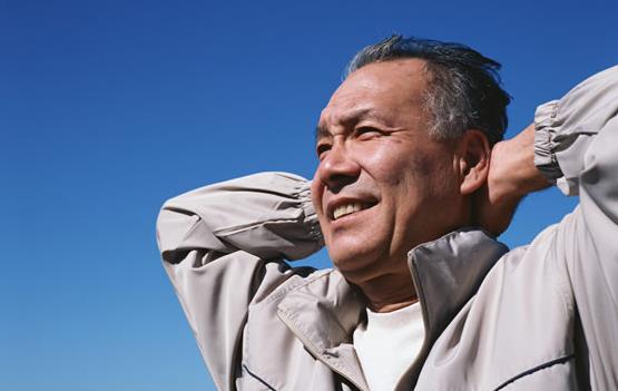 老人爬山的注重事项