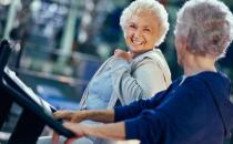 中老年锻炼 小心旧伤复发