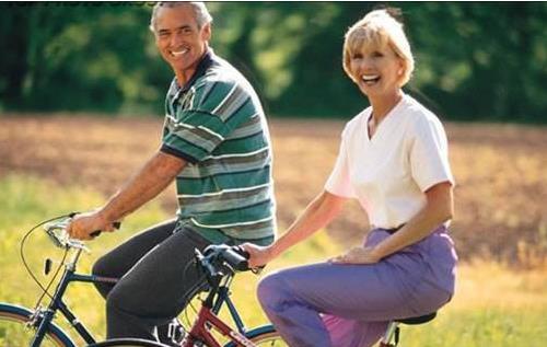 老人多转脚踝,有助降血压