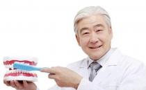 定期刷牙能治病？缓解老年痴呆的方法