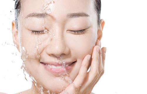 电脑一族保养皮肤的方法