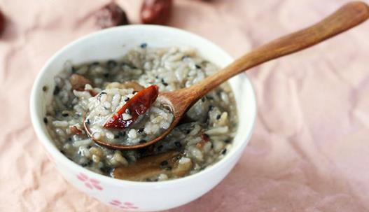 月经期间吃什么好？3款暖身美容粥推荐