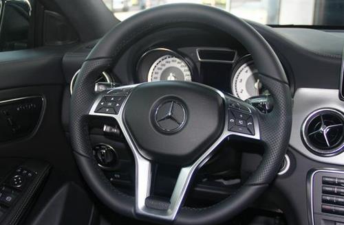 牛人驾驶技术支招 先正确使用方向盘