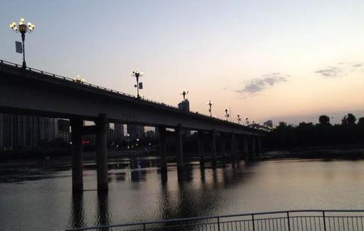 空气净化器怎么摆放?不要靠墙摆放