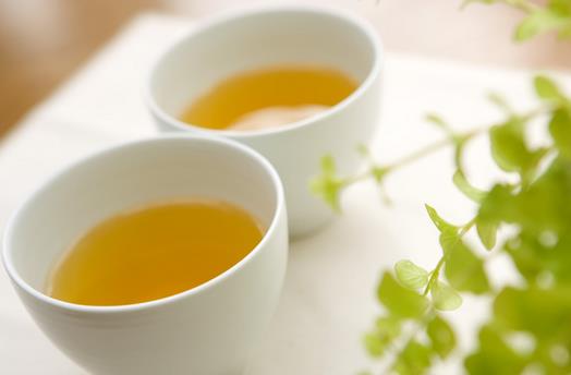 蜂蜜美容养颜 女性经期可以喝蜂蜜吗 蜂蜜是一