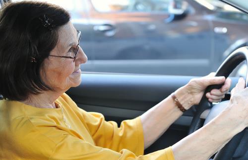  教你在开车中如何防爆胎