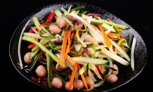 辩论:凉拌菜到底有没有营养?