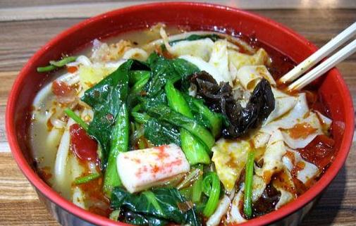 警惕:常吃麻辣烫小心引发癌变