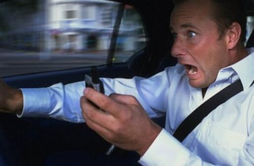 司机开车别养成这些坏习惯 当心导致死亡