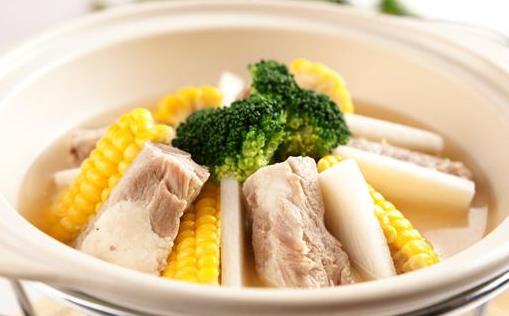 男人冬补要讲究 7款滋补暖身汤推荐