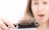 治疗脱发食疗 首选杏仁葡萄干