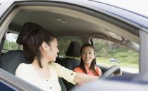 六招缓解开车族腿部肌肉早衰