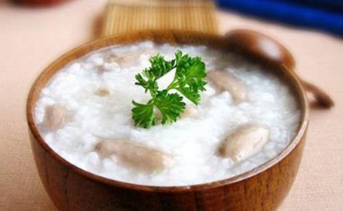 学会泻秋凉防秋燥 早餐喝粥就解决