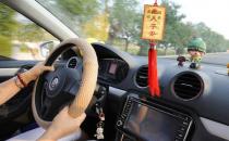 车上应该备用的10件东西