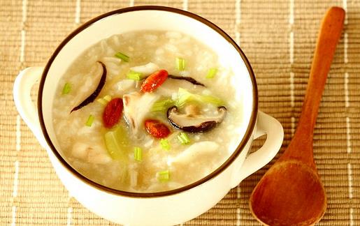 女人贫血吃什么好？12款养生粥推荐