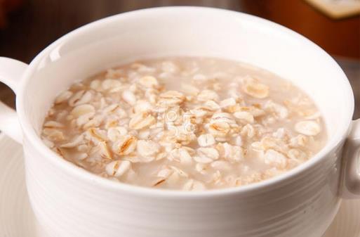 失眠有什么危害?10种食物帮你提高睡眠质量