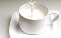 牛奶中不宜再加钙 10种食物不能和牛奶一起吃
