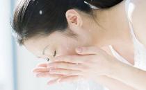 秋季补水 做个“水”美人