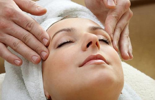 脸上长斑怎么调理