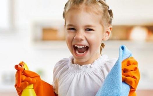 女儿“夹腿” 爸妈怎么应对？