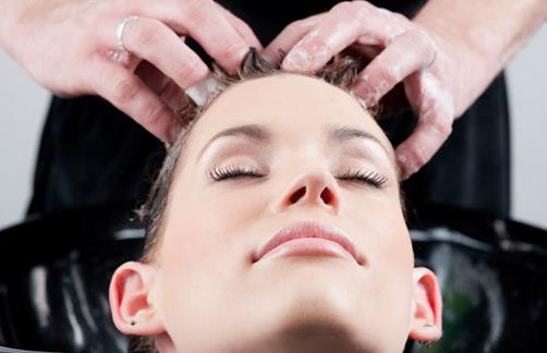 日夜双效护理 对抗毛躁头发