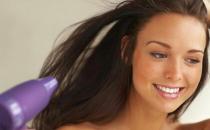 坐月子期如何洗头预防月子病