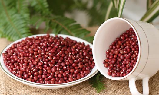 冬季常吃红豆好处多 教你做美味红豆汤