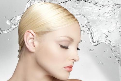 怎样从干皮妹成为水美人