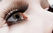 种植眼睫毛 让你变身芭比娃娃